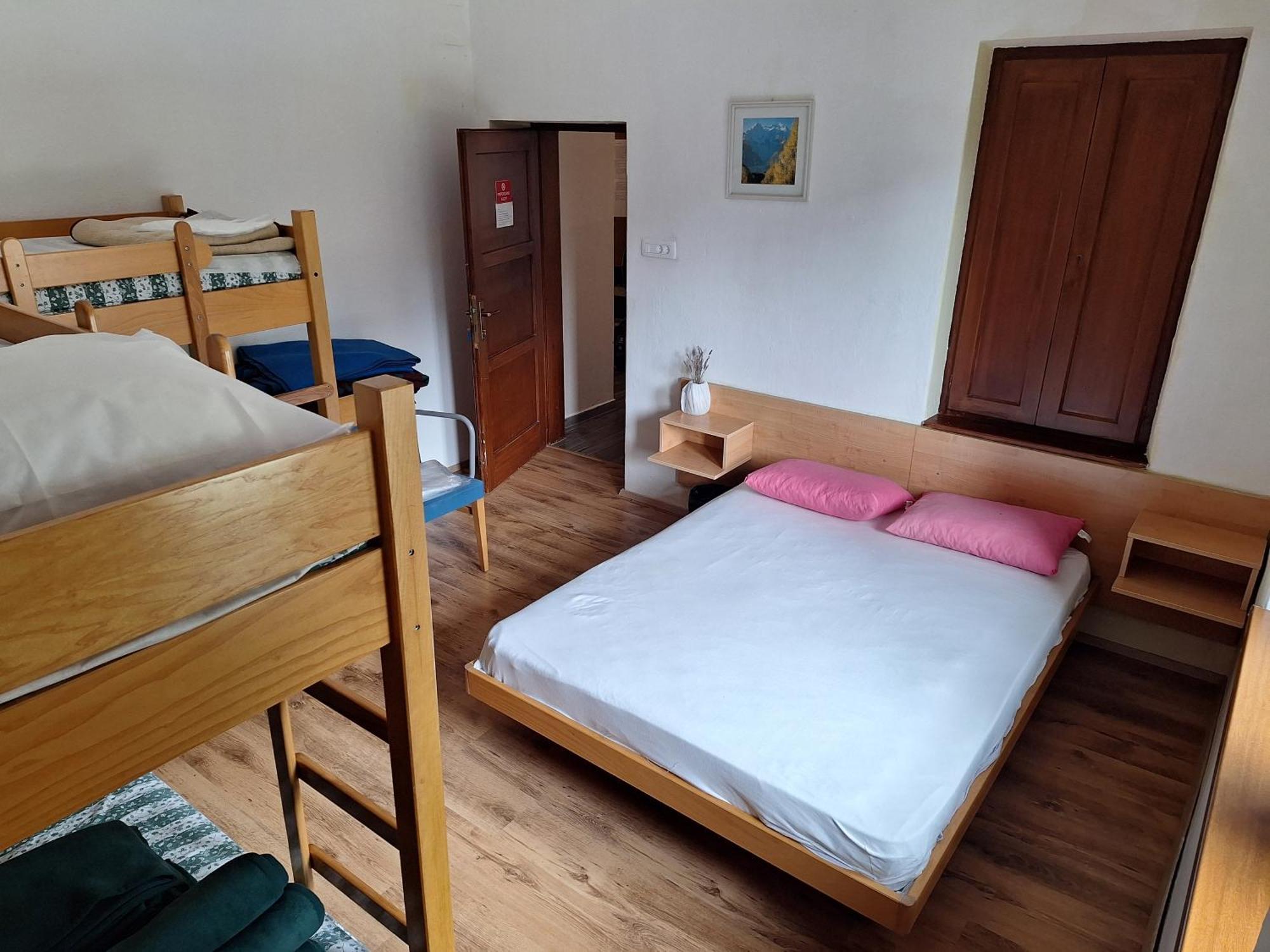 Dom Klementa Juga Otel Lepena Dış mekan fotoğraf